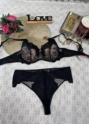 Шикарний комплект hunkemoller