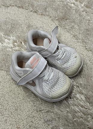 Кросівки nike