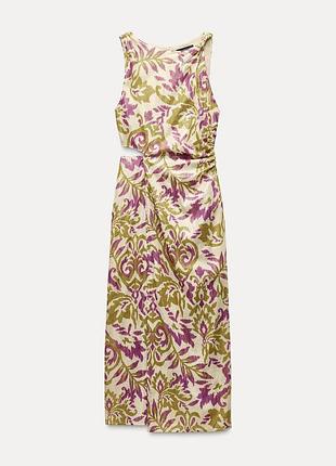 Платье от бренда zara