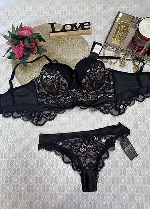 Розкішний комплект hunkemoller noir