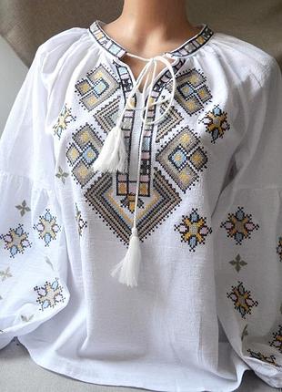 Нова гарна вишиванка хрестиком, тканина бавовняна жаточка. ідеально на літо стан- нова  на розмір підійде на xs-s- м