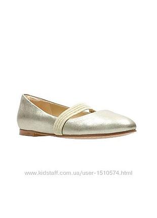 Р.36,38 clarks шкіряні туфлі оригінал