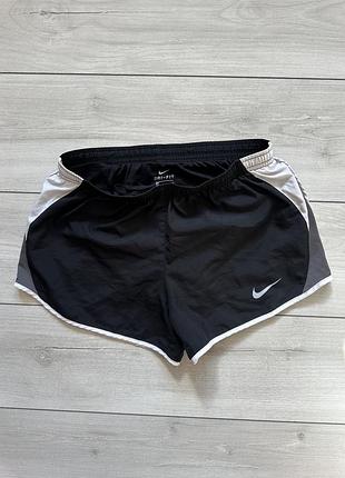 Жіночі шорти nike оригінал
