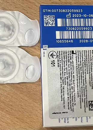 Линзы air optix plus hydraglyde for astigmatism 3