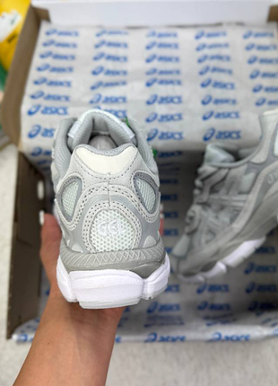 Gel-nyc grey white 7