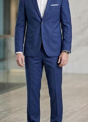 Мужской классический костюм emilio massimo milano, синий (одет один раз)