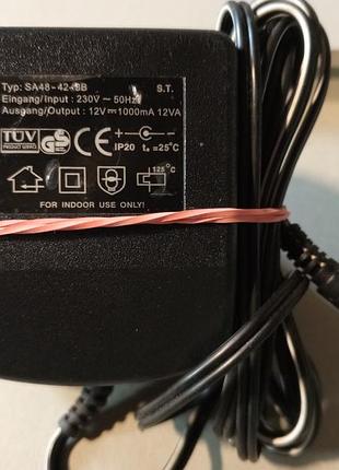 Блок живлення 12v 1000ma.