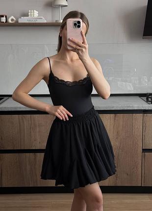 Це саме та спідничка  з шортиками  як з pinterest 😍