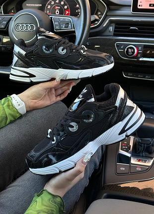 Жіночі кросівки adidas astir originals black white