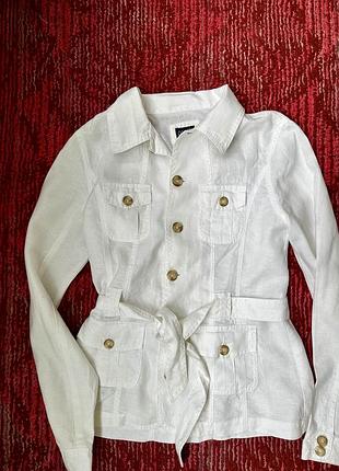 Білий жіночий лляний жакет