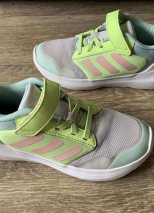 Кросівки adidas р.34 адідас дівчачі сітка