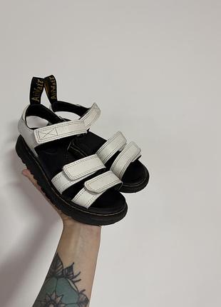 Босоніжки сандалики dr.martens