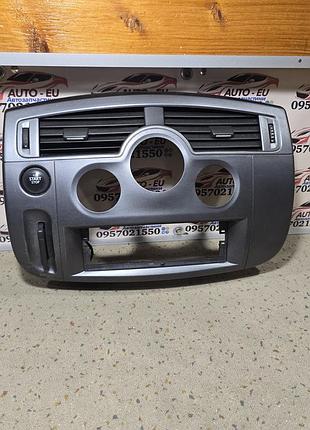 Накладка консоли торпеды салона renault scenic 2,рено сценик 2 8200140713