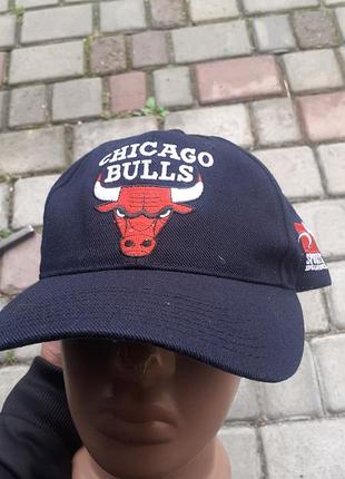 Винтажная кепка от бренда sports specialties украшена вышитым логотипом chicago bulls.usa.one size.