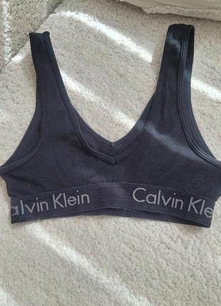 Топ calvin klein стильный