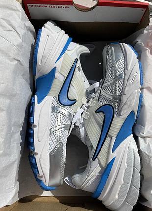 Кросівки nike v2k run нові