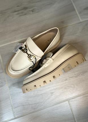 Лофери zara
