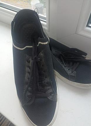 Кеды от бренда "lacoste" оригинал.