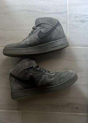 Зимові черевики nike 4