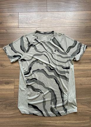 Чоловічіа спортивна футболка under armour
