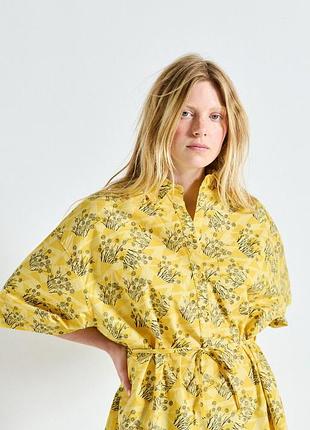 Желтое платье-рубашка american vintage (модель bailow) 100% хлопок