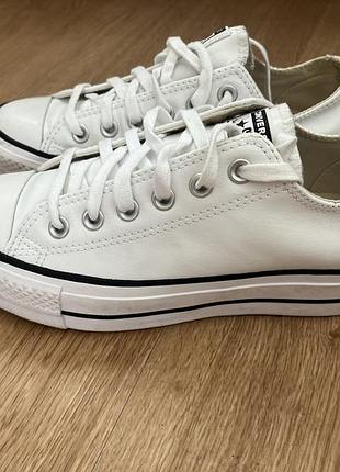 Оригінальні жіночі кеди converse