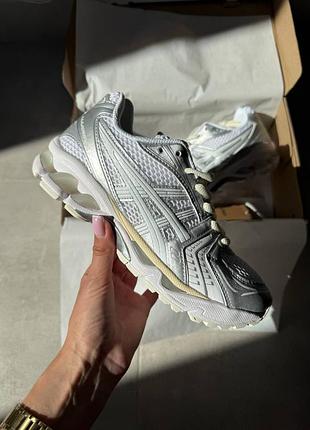 Стильные женские кроссовки asics gel-kayano 14 white