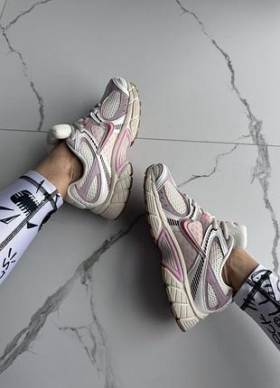 Жіночі кросівки nike v5 rnr beige pink