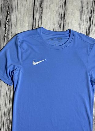 Nike футболка оригинал s размер