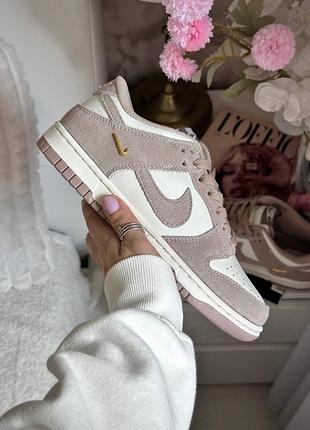Жіночі кросівки nike dunk beige