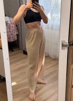 Плісеровані штани uniqlo