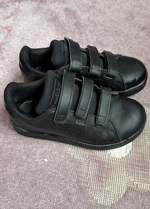 Кросівки adidas р.29