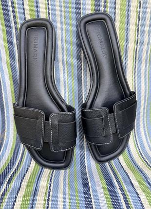 Жіночі шльопанці primark