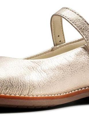 Р.32.5 clarks девичьи туфельки оригинал 3
