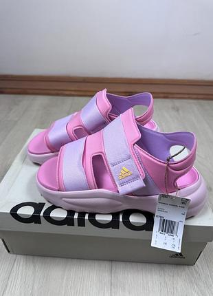 Босоніжки adidas оригінал