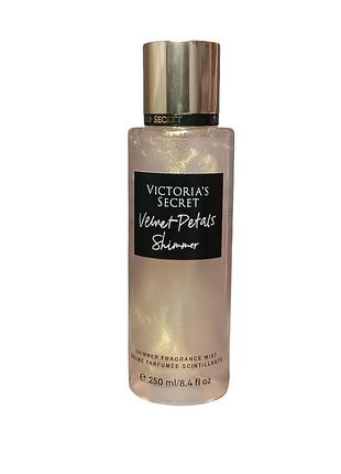 Парфумований спрей для тіла victoria`s secret velvet petals shimmer 250 мл