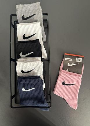 Шкарпетки nike середні з високою резинкою та утягуючою резинкою на стопі (36–40)