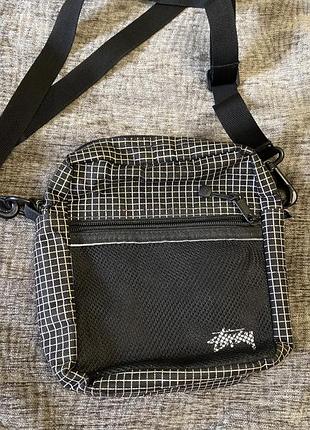 Чоловіча сумка stüssy на довгому ремінці
