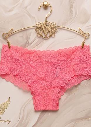 Кружевные розовые трусики victoria’s secret lace strappy-back cheeky panty - оригинал