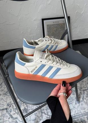 Стильні жіночі кросівки adidas spezial beige/blue