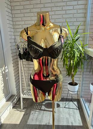 Купальник на кісточках від hunkemoller crete блищить мерехтить