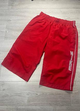 Червоні чоловічі шорти nike