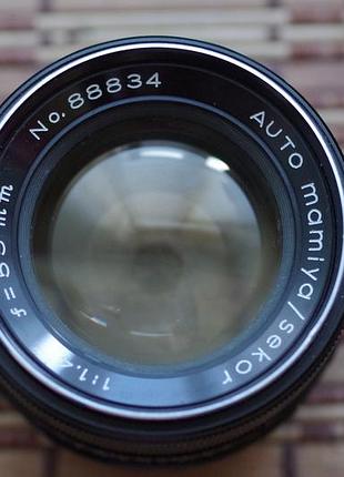 Объектив auto mamiya sekor 55mm 1.4 ( tomioka ) резьба m42 с крышкой