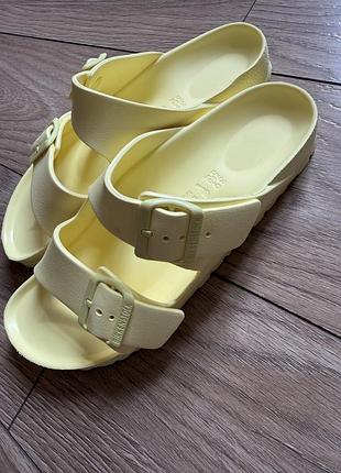 Шльопанці birkenstock