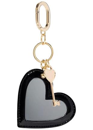 Брелок victoria’s secret key to your heart bag charm keychain black