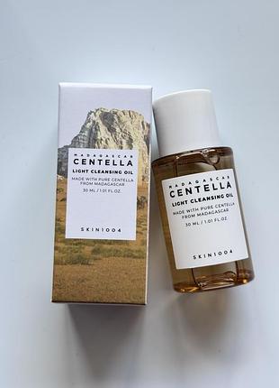 Skin1004 madagascar centella light cleansing oil
