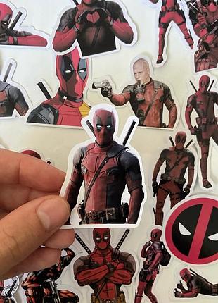 Наклейки/наліпки з deadpool