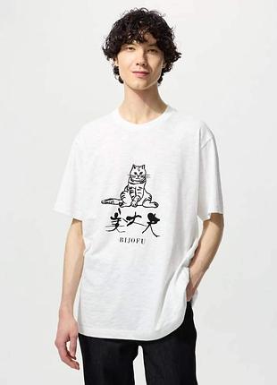 Футболка uniqlo з японським котом.