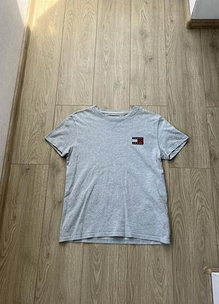 Футболка tommy jeans