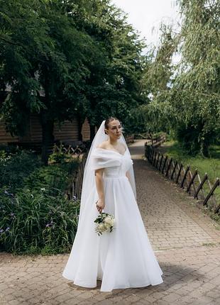 Весільна сукня, корсетна сукня